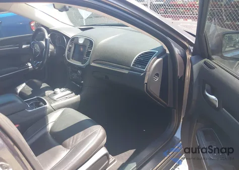 2019 Chrysler 300 Touring L from USA, damaged, VIN 2C3CCAAG3KH542511